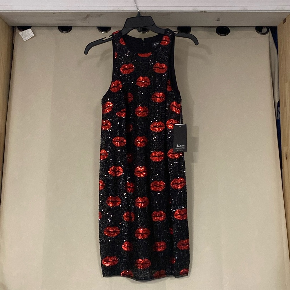 Aidan Mattox Lip Sequin Shift Dress Size 6 Black & Red